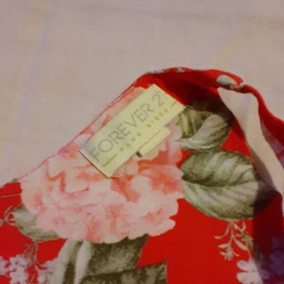 Forever 21 Sleeveless Top Size: 0X (0493) - Picture 4 of 8